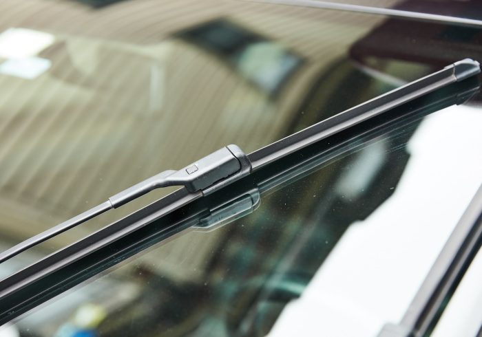 Say Goodbye to Glare: Windshield Wipers with Anti-Reflective Coating